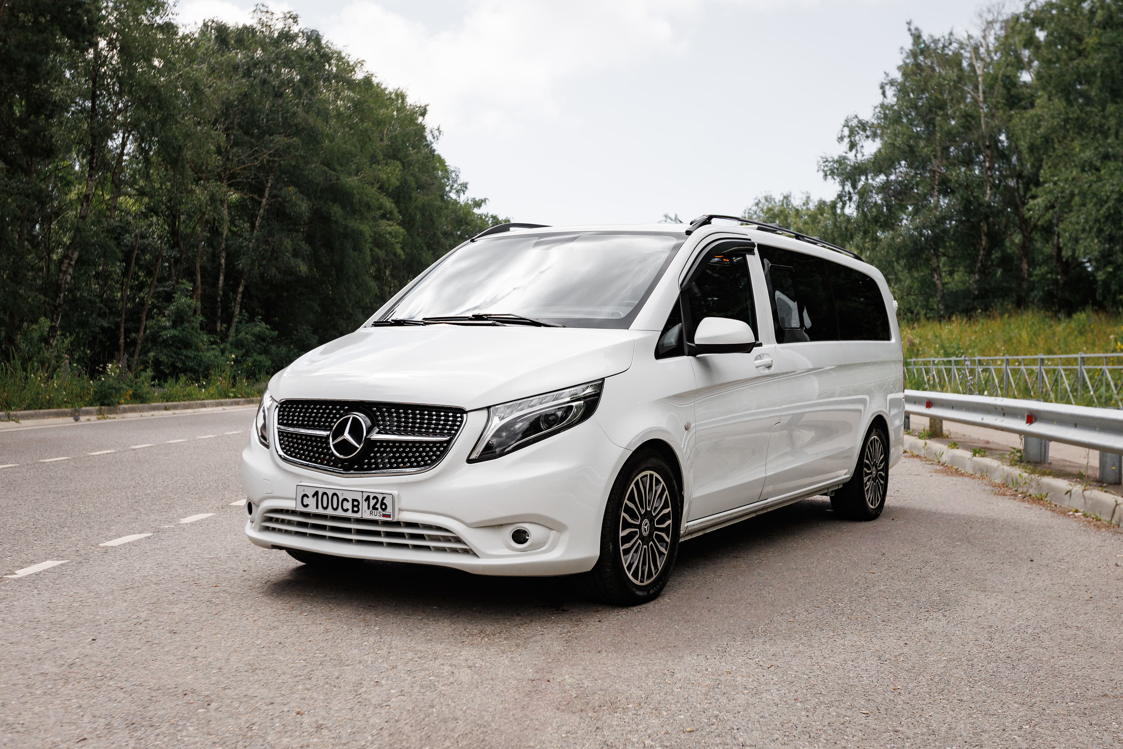Mercedes V-Class W447